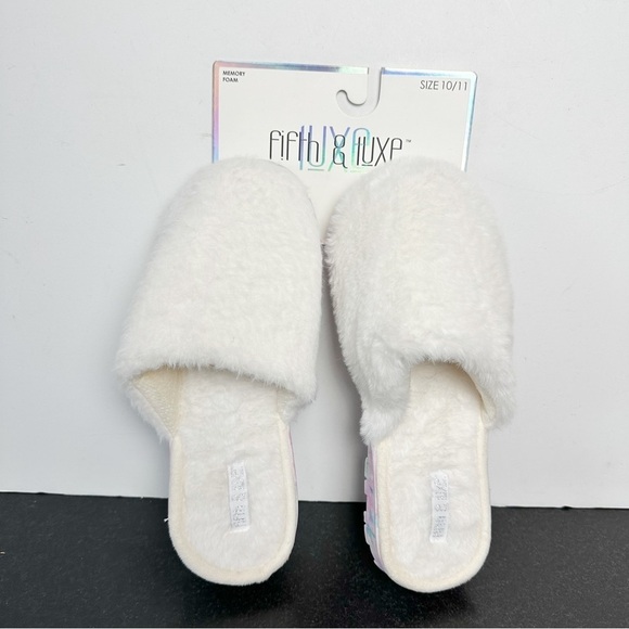 Fifth & Luxe White Faux Fur Slippers Slip-On Outdoor XL 10/11 - Picture 1 of 9